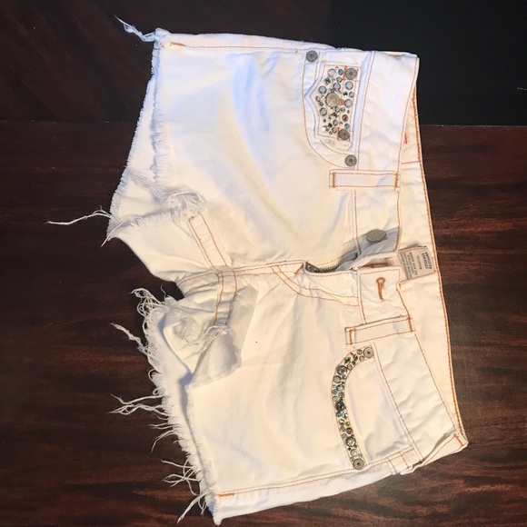Authentic Woman’s True Religion Shorts - Picture 1 of 5